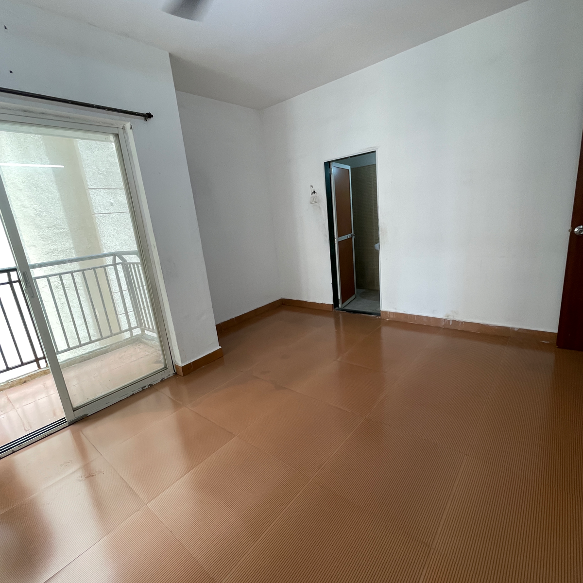 2 BHK Apartment For Sale in DB Realty Orchid Ozone