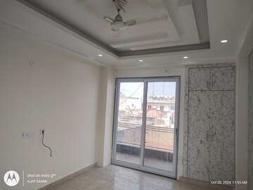 Room in 3 BHK Builder Floor at Mehrauli – for Sale