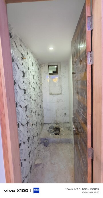 Bathroom in 2 BHK Apartment at Shaheen Bagh – for Sale