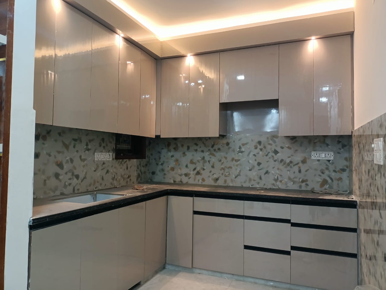 3 BHK + Pooja Room,Study Room Apartment For Sale in Sector 6, Dwarka