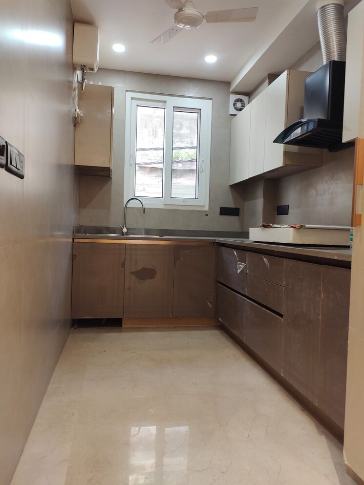 Kitchen, east of kailash 3 Bedroom 1125 Sq.Ft. Builder Floor In East Of Kailash Delhi 7766851
