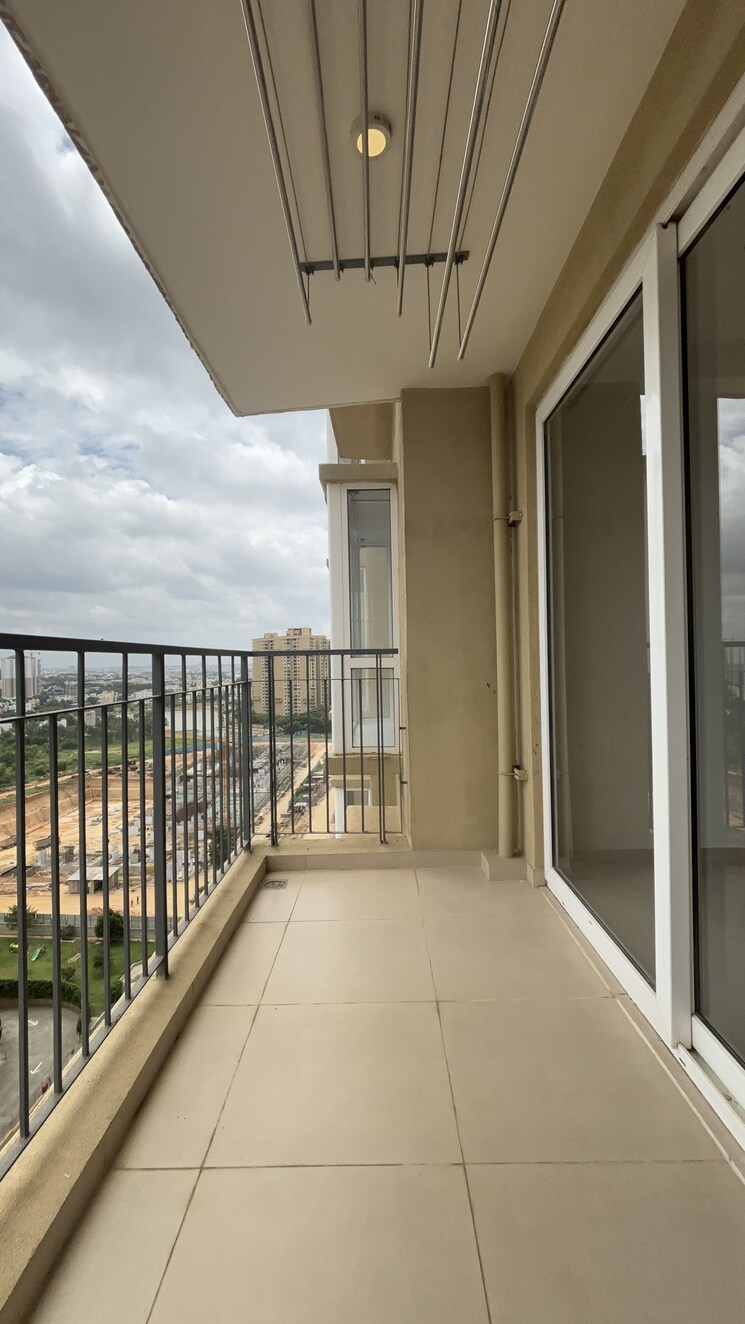 Balcony, bhartiya-nikoo-homes-phase-2 3 Bedroom 1411 Sq.Ft. Apartment In Thanisandra Main Road Bangalore 7766913