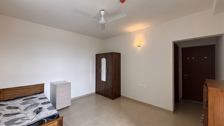 Room, bhartiya-nikoo-homes-phase-2 3 Bedroom 1411 Sq.Ft. Apartment In Thanisandra Main Road Bangalore 7766913