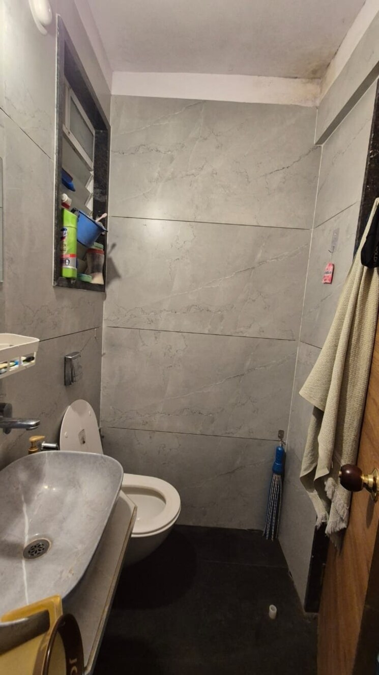 Bathroom, geecee-emerald 2 Bedroom 732 Sq.Ft. Apartment In Kharghar Navi Mumbai 7766970