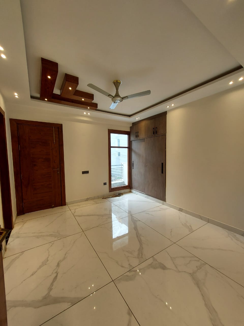 3 BHK Builder Floor For Rent in Green Fields Colony Faridabad  7767387