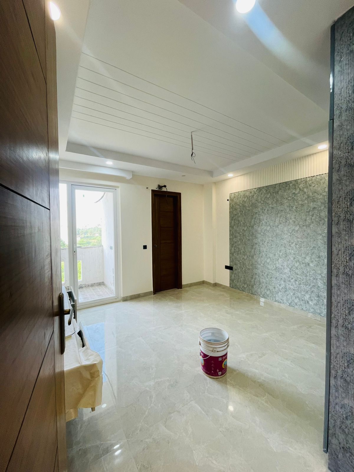 3 BHK + Servant Room Builder Floor For Sale in Ansal Versalia Avante