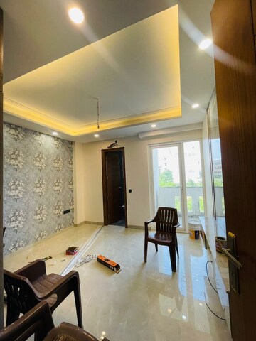 Master Bedroom in 3 BHK Builder Floor at Ansal Versalia Avante, Sector 67a – for Sale
