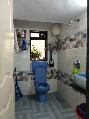 Master Bedroom in 2 BHK Apartment at Gala Pride Park, Manpada – for Sale