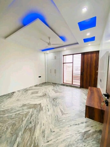 Bedroom in 5 BHK Builder Floor at Ansal API Esencia, Sector 67 – for Sale