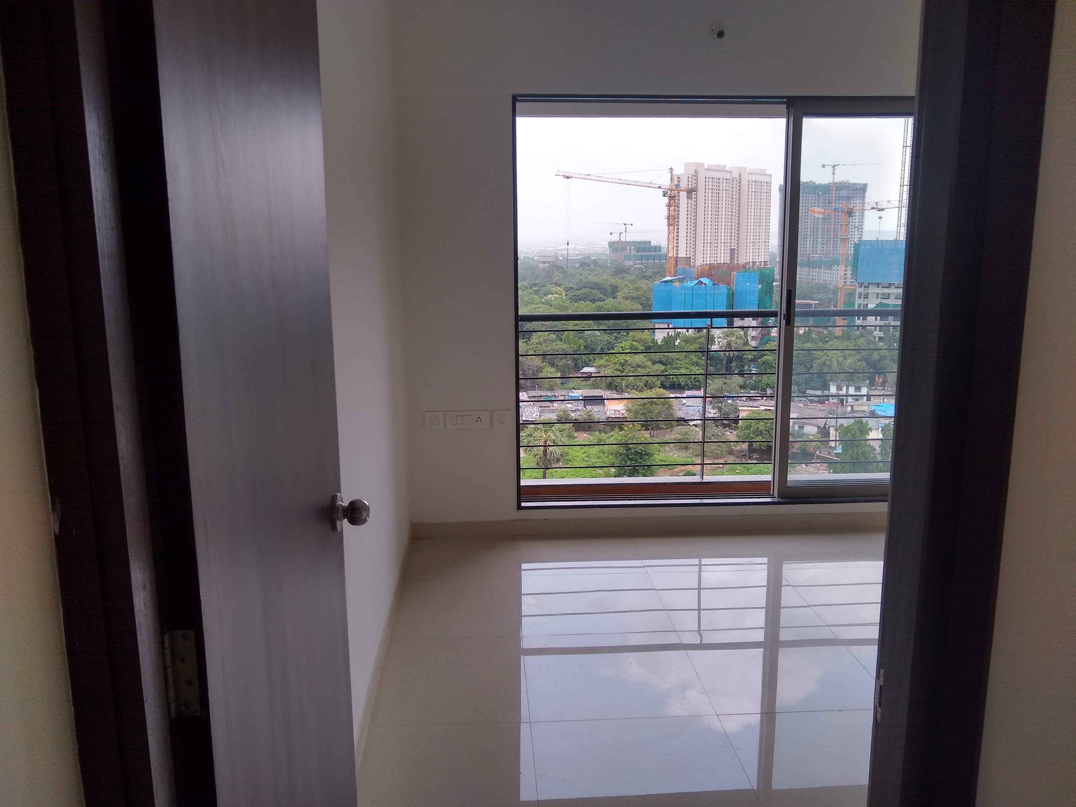 2 BHK Apartment For Resale in Runwal Eirene Balkum Thane  7767773