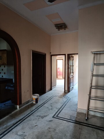 Building Lobby in 3.5 BHK Independent House at Kharar Road – for Sale
