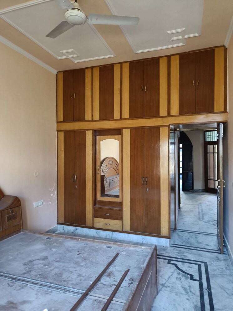 Bedroom, kharar road 3.5 Bedroom 167 Sq.Yd. Independent House In Kharar Road Mohali 7767878