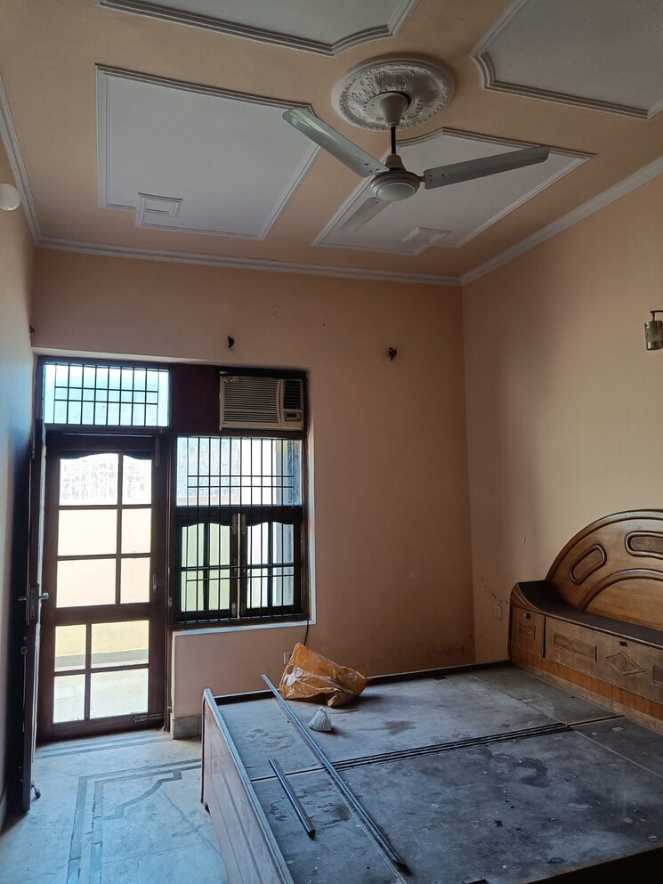 undefined, kharar road 3.5 Bedroom 167 Sq.Yd. Independent House In Kharar Road Mohali 7767878