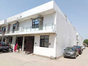 3.5 BHK Villa – Exterior View View at AKJ Novel Valley, Sector 16b Greater Noida - for Sale