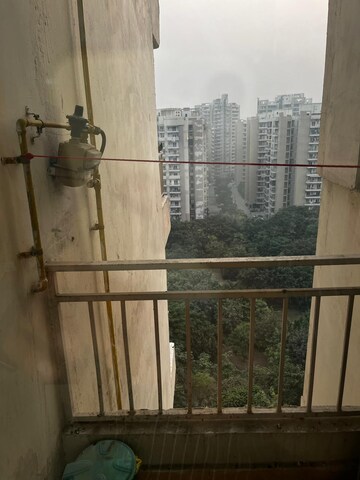 Bathroom in 2 BHK Apartment at Supertech Ecociti, Sector 137 – for Sale