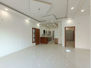 Room in 4 BHK Independent House at Sector 125 – for Sale
