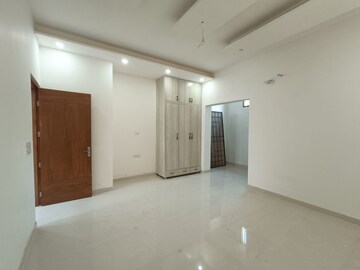 Room in 4 BHK Independent House at Sector 125 – for Sale