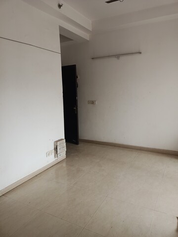 Room in 2 BHK Apartment at Sector 78 – for Sale