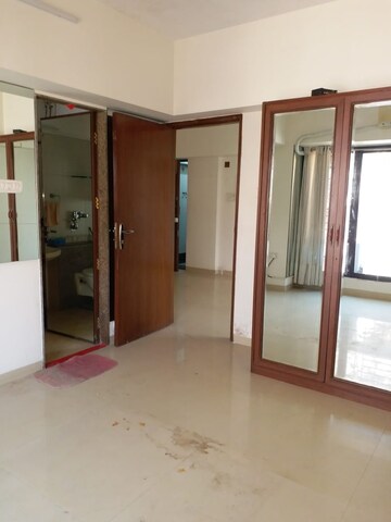 2 BHK Apartment For Rent in Guldev Sagar Apartment Bandra West Mumbai  7768252