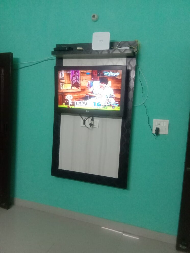 Room, sector 126 2 Bedroom 100 Sq.Yd. Independent House In Sector 126 Mohali 7768269