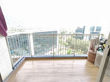 Swimming Pool in 3 BHK Apartment at Lodha Grandezza, Wagle Industrial Estate – for Sale