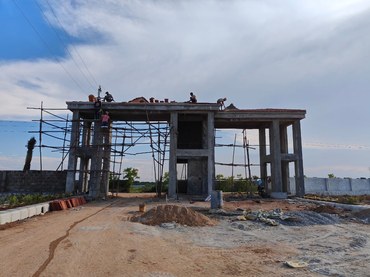 Plot For Sale in Vasavi Archana White Lotus