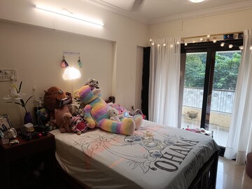 Bedroom in 2 BHK Apartment at Le Fonz Apartment, Bandra West – for Rent