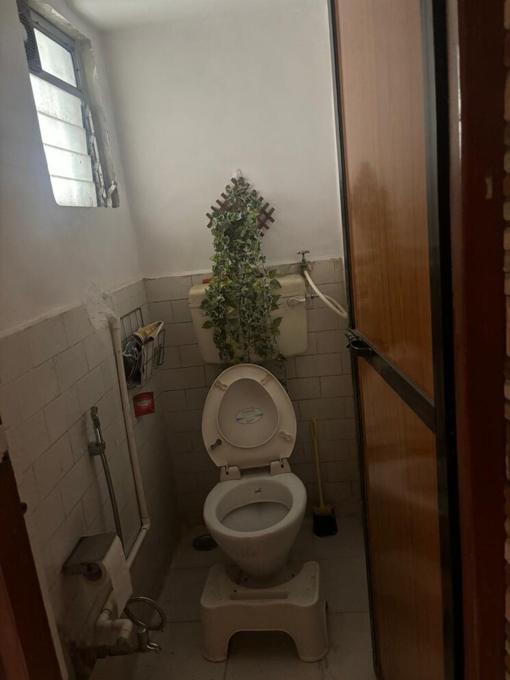 Bathroom, new-harvard-garden-chs 1 Bedroom 524 Sq.Ft. Apartment In Manpada Thane 7768390