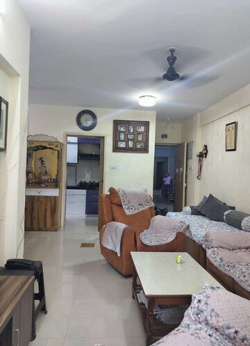 रेसिडेंशियल फ्लैट वर्ग फुट फॉर रेंट इन घोड़बंदर रोड थाने  7768434