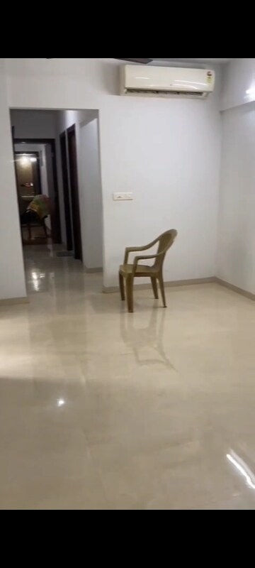 Room in 1.5 BHK Apartment at Lodha Palava City Lakeshore Greens, Dombivli East – for Sale