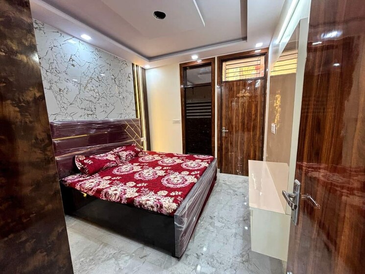 Bedroom, dwarka mor 3 Bedroom 85 Sq.Yd. Builder Floor In Dwarka Mor Delhi 7768584