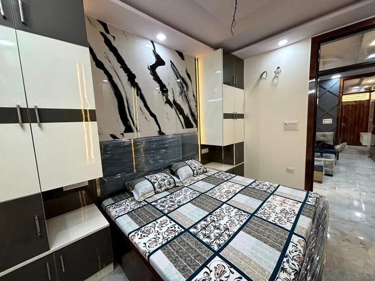 Bedroom, dwarka mor 3 Bedroom 85 Sq.Yd. Builder Floor In Dwarka Mor Delhi 7768584