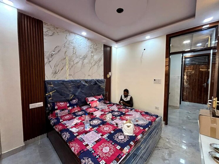Bedroom, dwarka mor 3 Bedroom 85 Sq.Yd. Builder Floor In Dwarka Mor Delhi 7768584