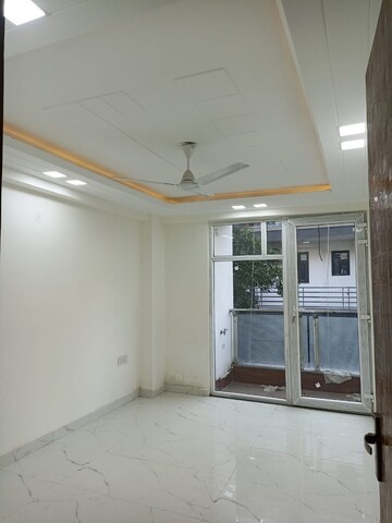 Room in 3 BHK Builder Floor at Chattarpur – for Sale