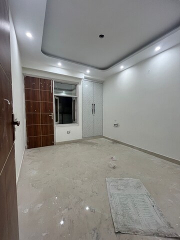 Room in 2 BHK Builder Floor at Chattarpur – for Sale