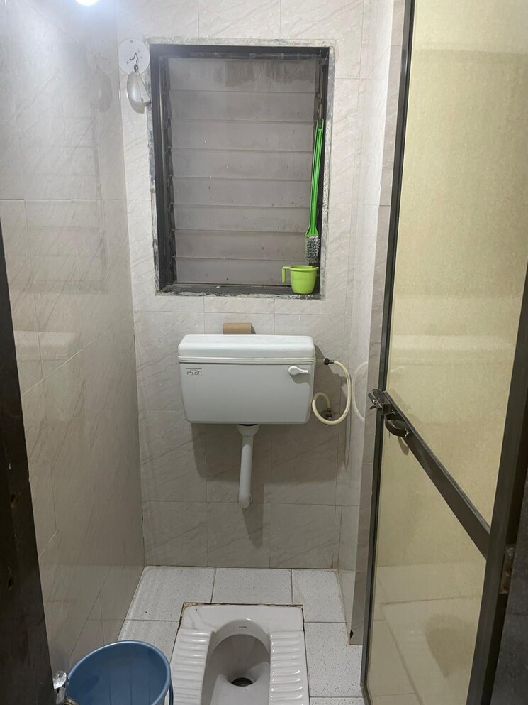 Bathroom, gaurav-valley 2 Bedroom 850 Sq.Ft. Apartment In Mira Road Thane 7768609