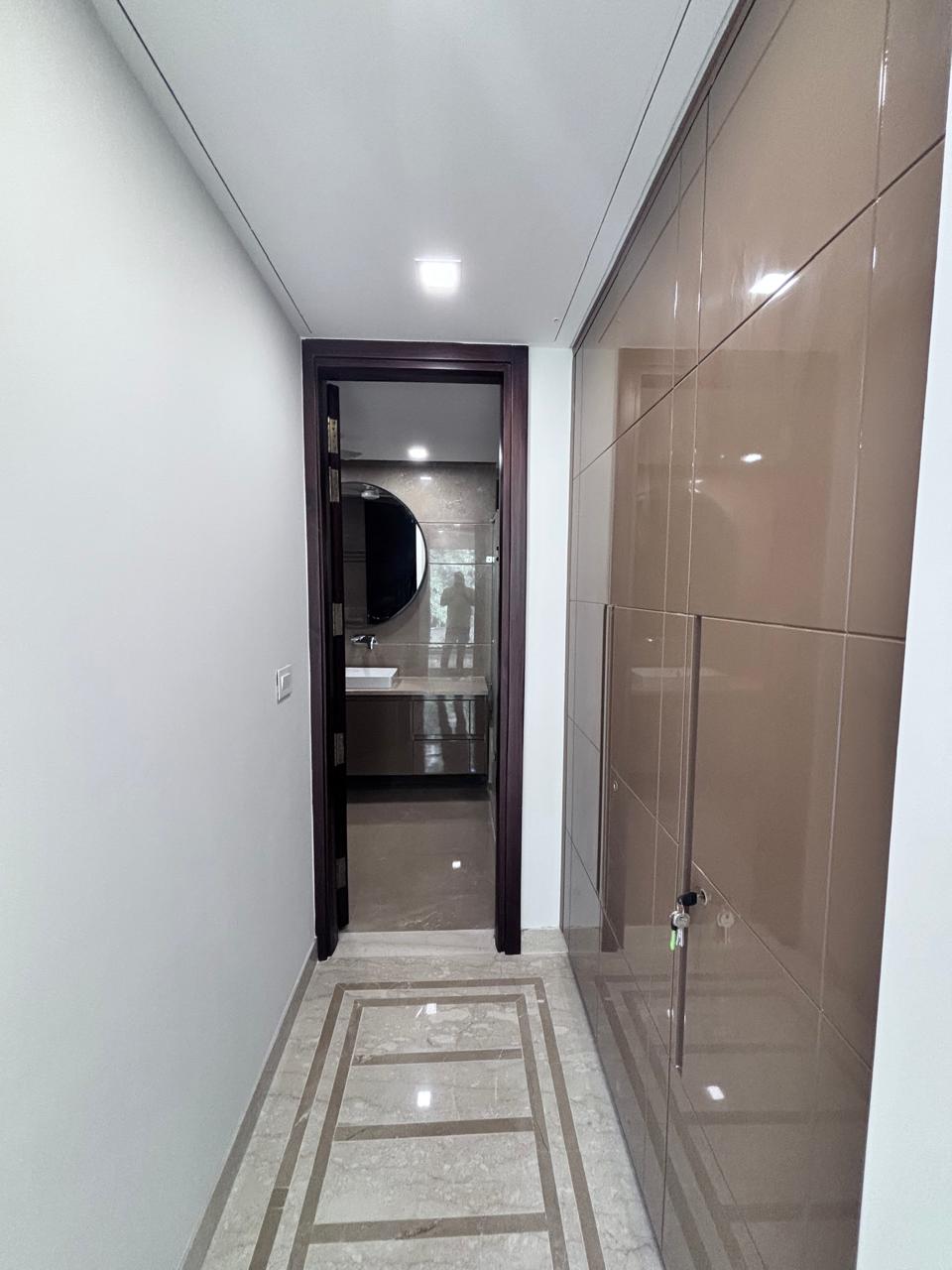 4 BHK + Servant Room 4995 Sq.Ft. Apartment in M3M Polo Suites