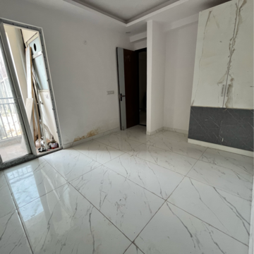 Bedroom in 2 BHK Builder Floor at Sector 104 – for Sale