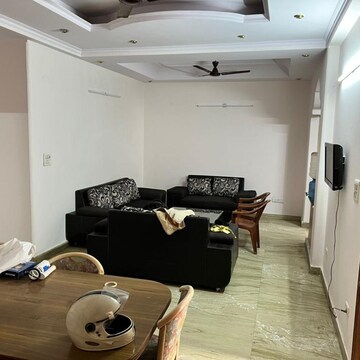 Team Area in 3 BHK Villa at RWA Apartments Sector 41, Sector 41 – for Rent