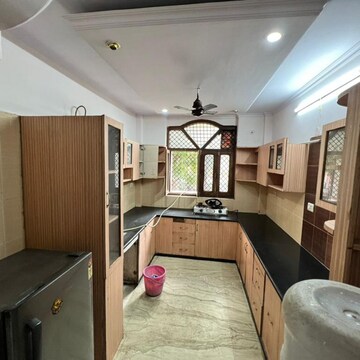 Kitchen in 3 BHK Villa at RWA Apartments Sector 41, Sector 41 – for Rent