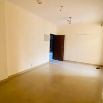 Room in 2 BHK Apartment at Supertech Ecociti, Sector 137 – for Sale