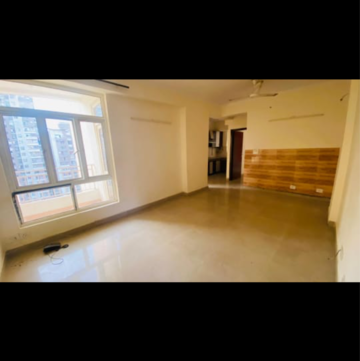 Room in 2 BHK Apartment at Supertech Ecociti, Sector 137 – for Sale
