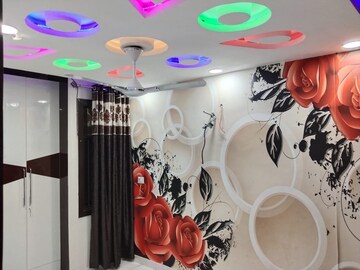 Master Bedroom in 3 BHK Builder Floor at Uttam Nagar – for Sale