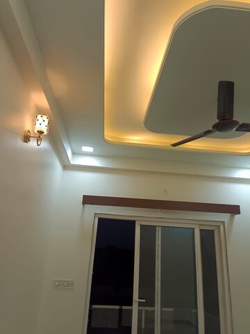 Furnished Amenities in 4 BHK Villa at Kalwar Road – for Sale