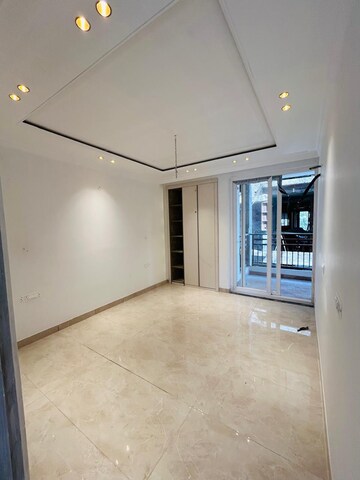 Room in 3 BHK Apartment at Nagla Road – for Sale