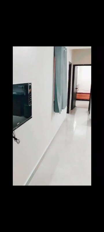 Room in 2 BHK Apartment at Signature Orchard Avenue 2, Sector 93 – for Sale