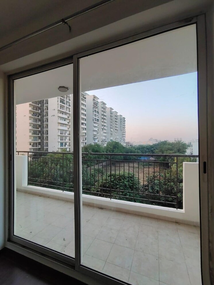 Room, ramprastha-city-rise 3 Bedroom 1990 Sq.Ft. Apartment In Sector 37d Gurgaon 7769180