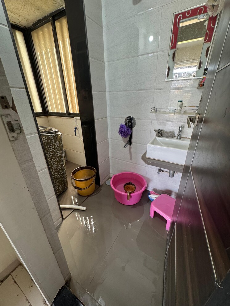 Bathroom, regency-crest 3 Bedroom 1790 Sq.Ft. Apartment In Kharghar Navi Mumbai 7769269