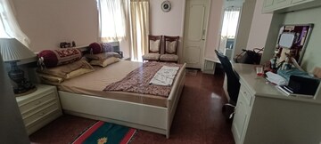 Team Area in 3 BHK Apartment at Richmond Towers, Richmond Town – for Sale