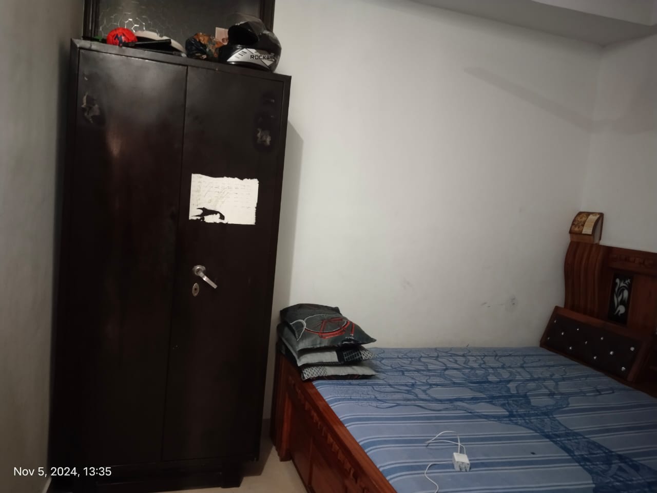 1 BHK + Servant Room Builder Floor For Sale in Teacher Colony 